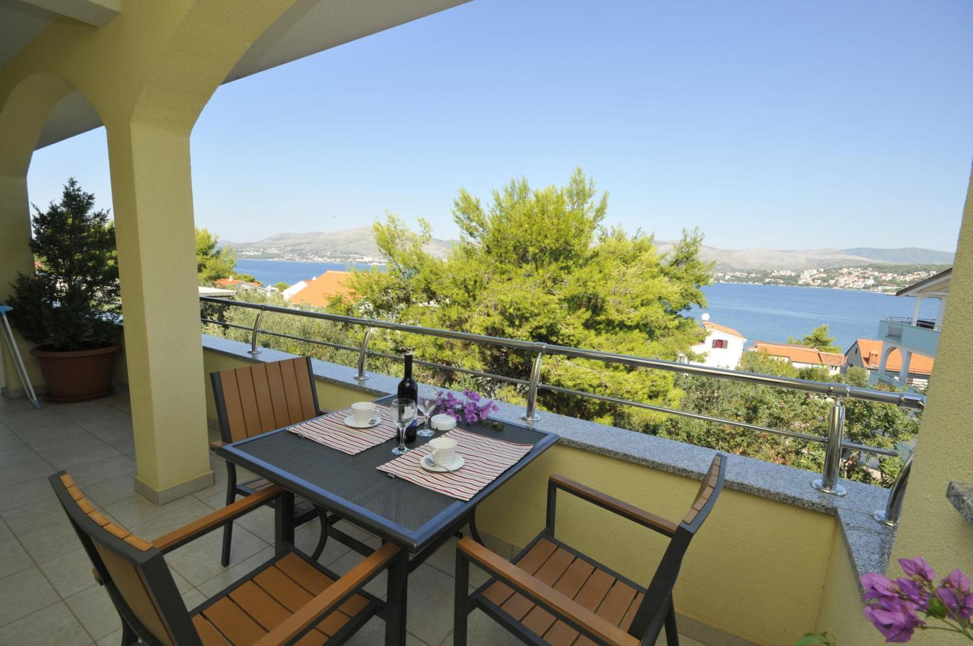 Villa Luna Трогир Экстерьер фото