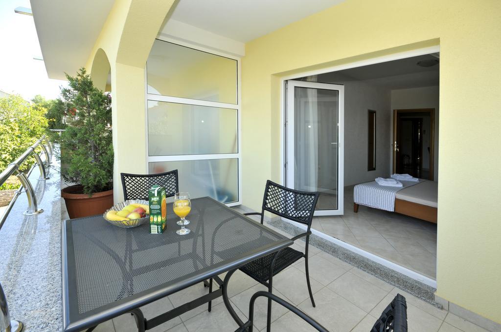 Villa Luna Трогир Экстерьер фото