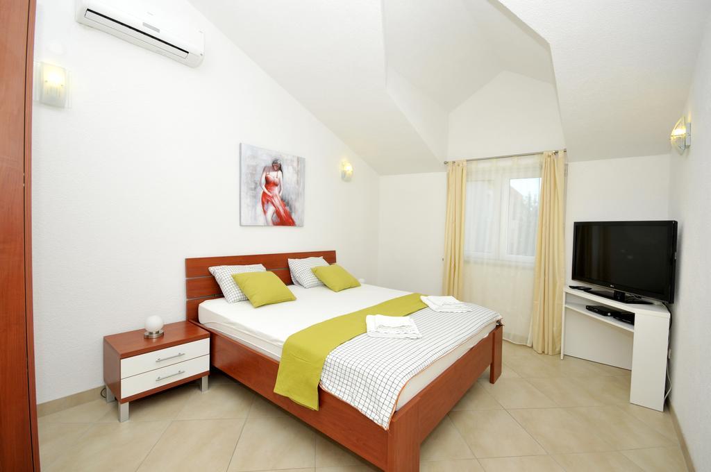 Villa Luna Трогир Экстерьер фото
